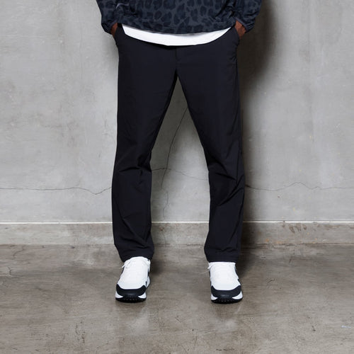 Tech Relax Tapered Pant