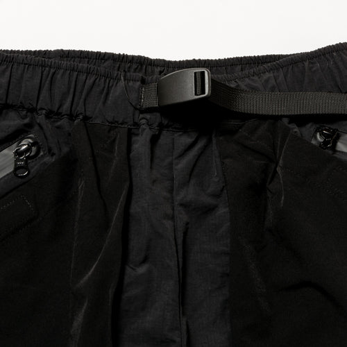 MULTIFUNCTIONAL SHORTS