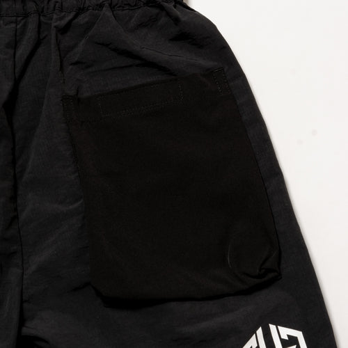 MULTIFUNCTIONAL SHORTS