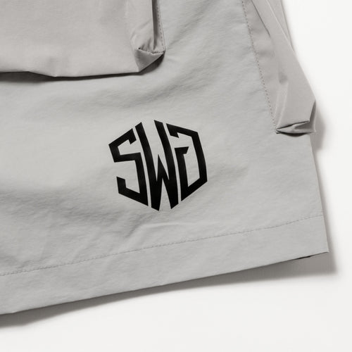 MULTIFUNCTIONAL SHORTS