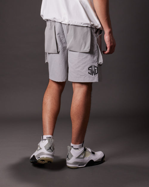 MULTIFUNCTIONAL SHORTS