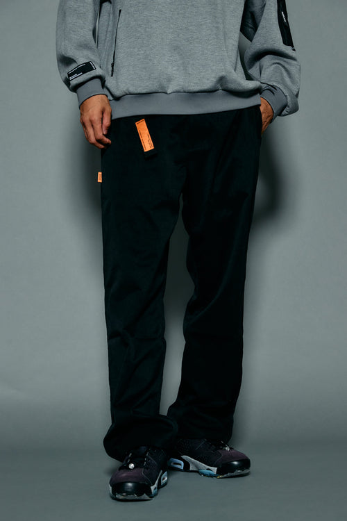 ADJUSTER STRETCH CHINO PANTS