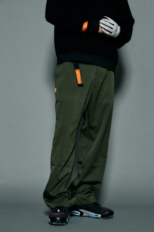 ADJUSTER STRETCH CHINO PANTS