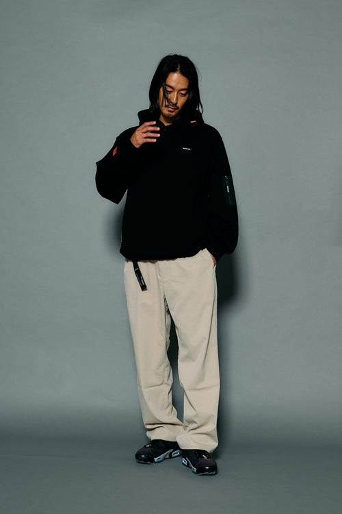 ADJUSTER STRETCH CHINO PANTS