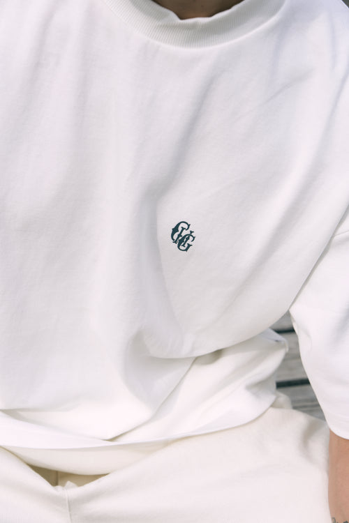 #HALF MOCK NECK CLASSIC LOGO TEE