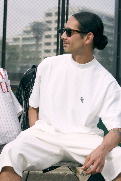 #HALF MOCK NECK CLASSIC LOGO TEE