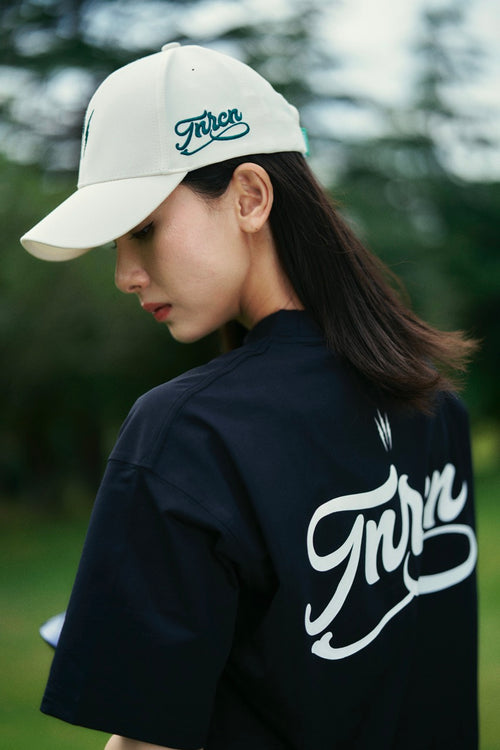 WM SIGNATURE LOGO S/S MOCK NECK TEE