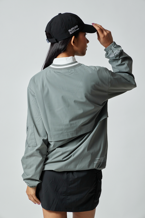 V NECK PISTE