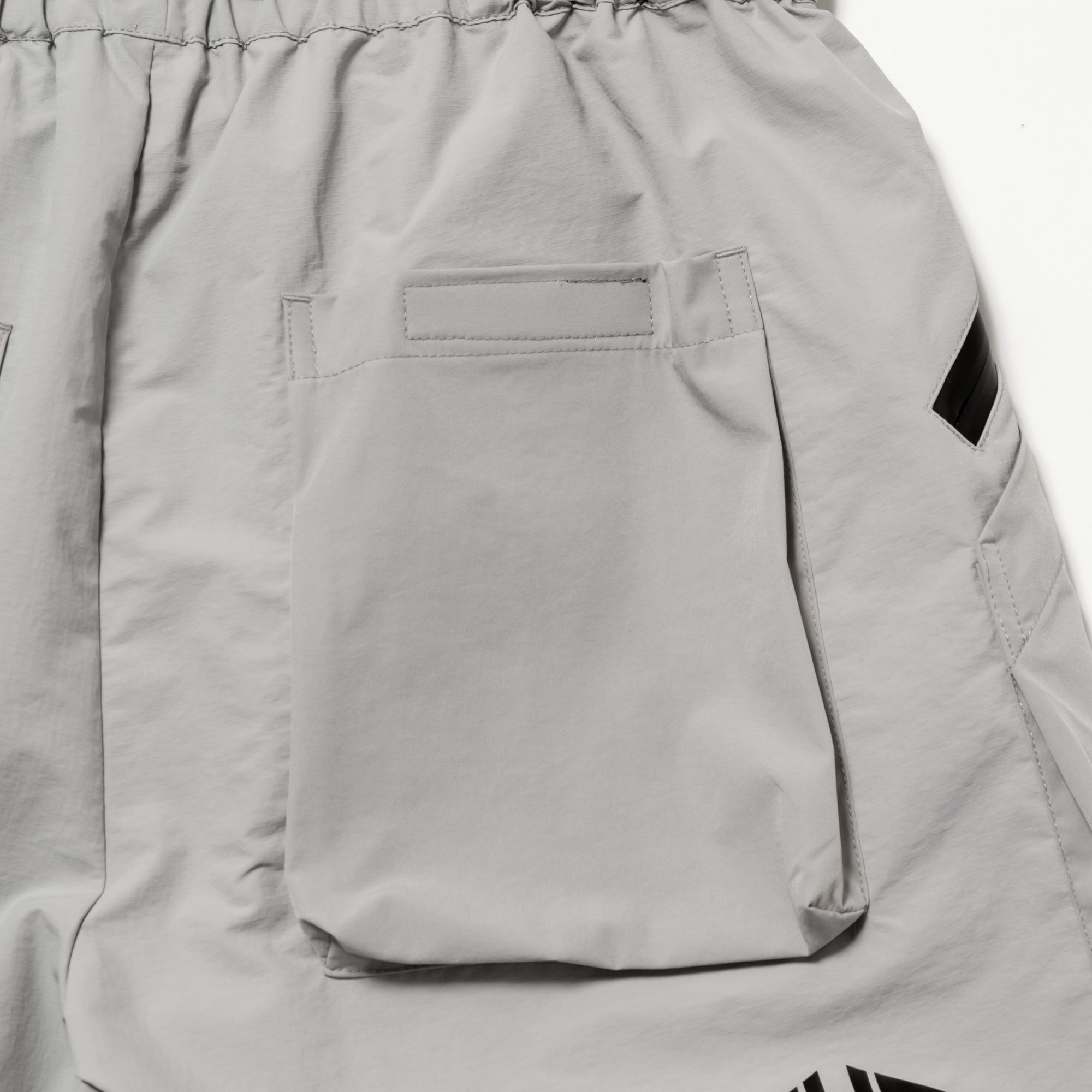 MULTIFUNCTIONAL SHORTS – RUFFLOG