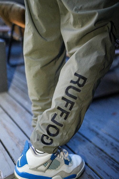 STRAIGHT QUILT PUFFER PANTS KHAKI