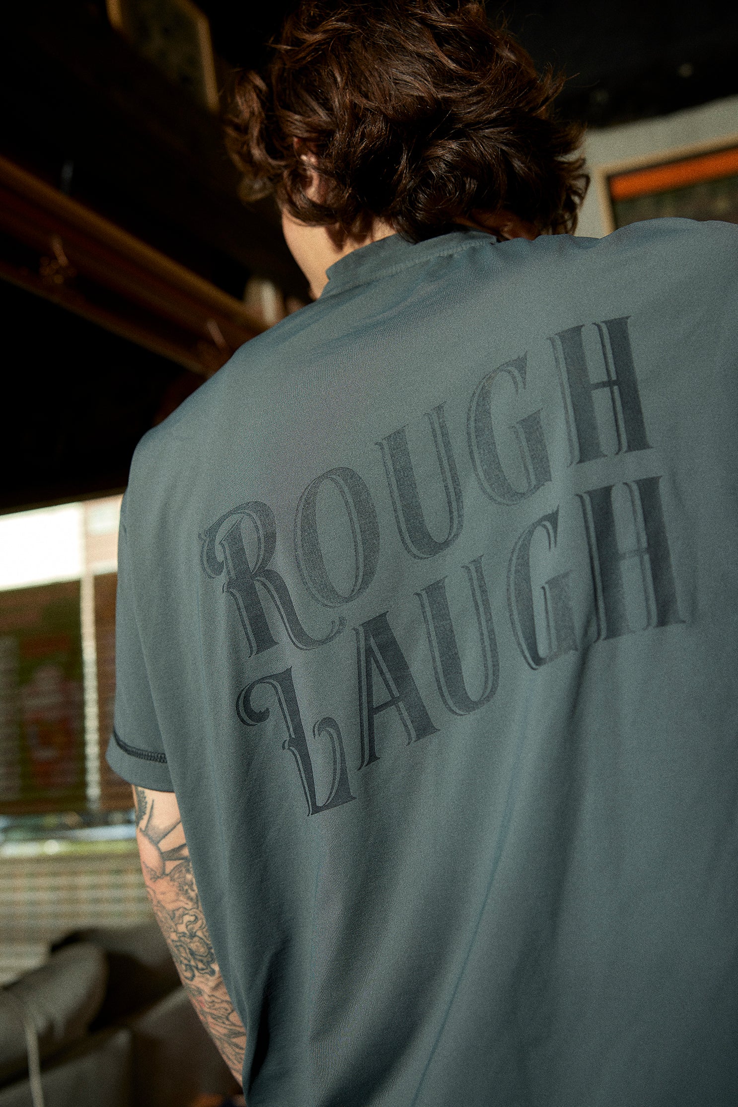 NYLON HALFZIP MOCK NECK TEE – RUFFLOG
