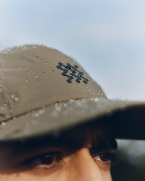 2.5L WATERPROOF TECH CAP