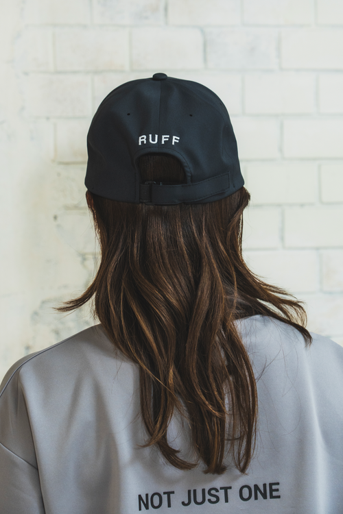 IR COLLEGE LOGO CAP BLACK
