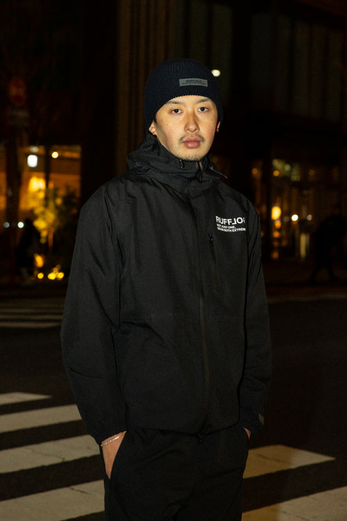 RUFFLOG WAPPEN KNIT BEANIE BLACK