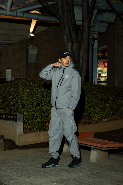 SQUARE LOGO WATERPROOF  HOOD JKT GRAY