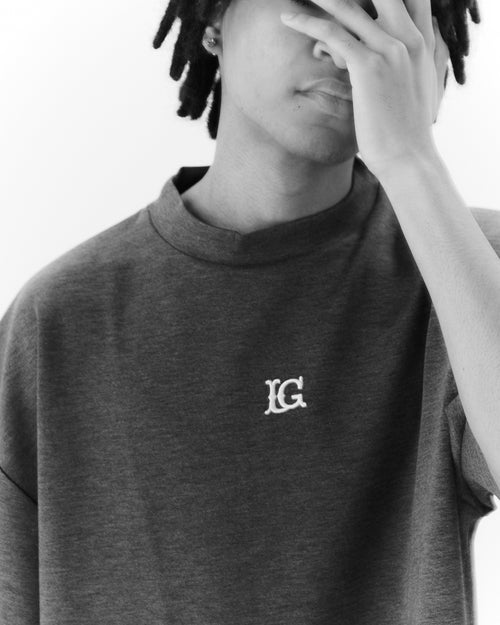 LG Cardboard Knit S/S MOCK NECK DARK GRAY