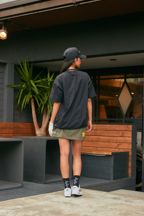GG BACK POCKET MOCK NECK BLACK