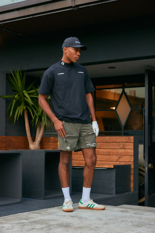 GG BACK POCKET MOCK NECK BLACK