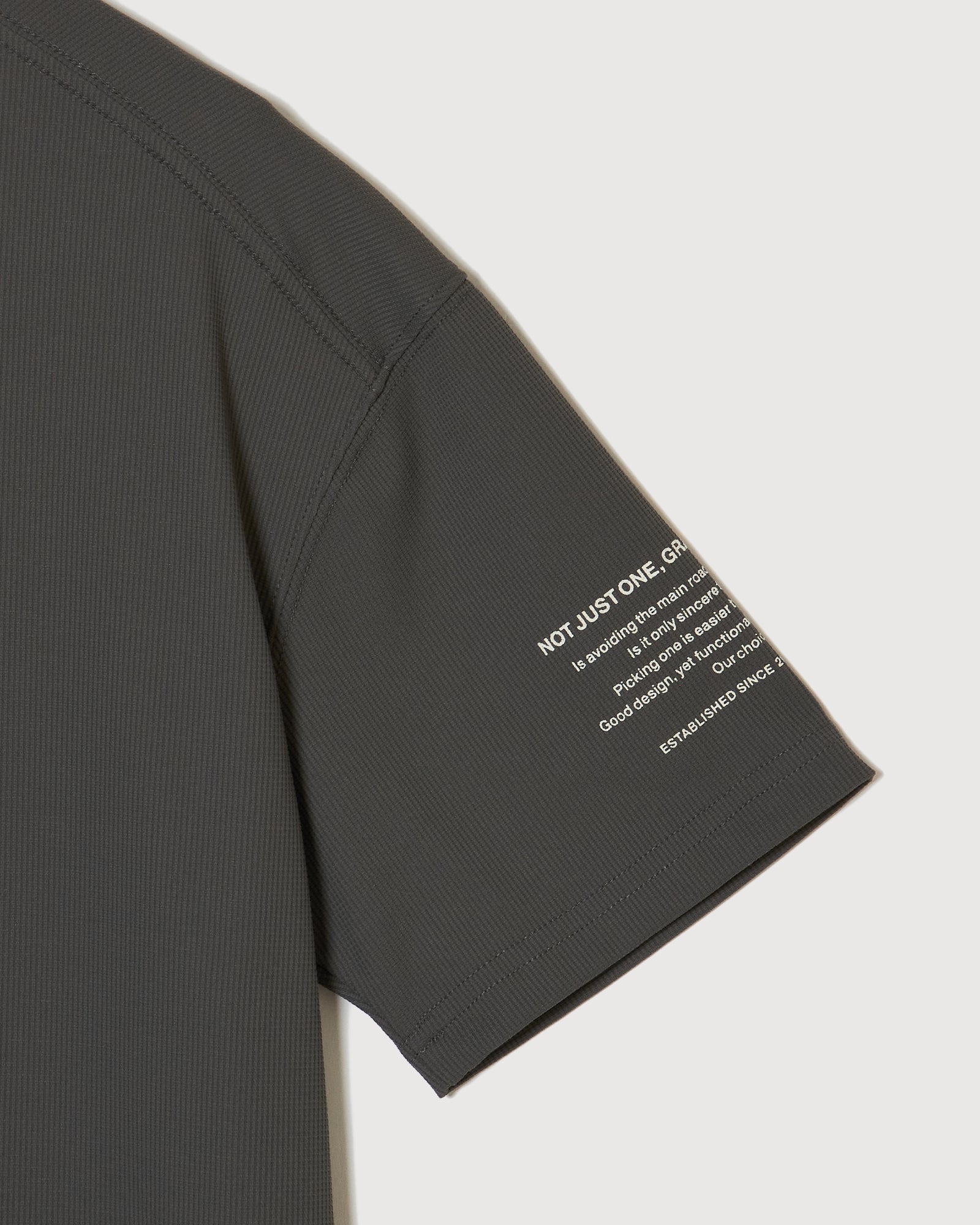 VERTICAL LOGO MOCK NECK SHIRTS CHARCOAL – RUFFLOG