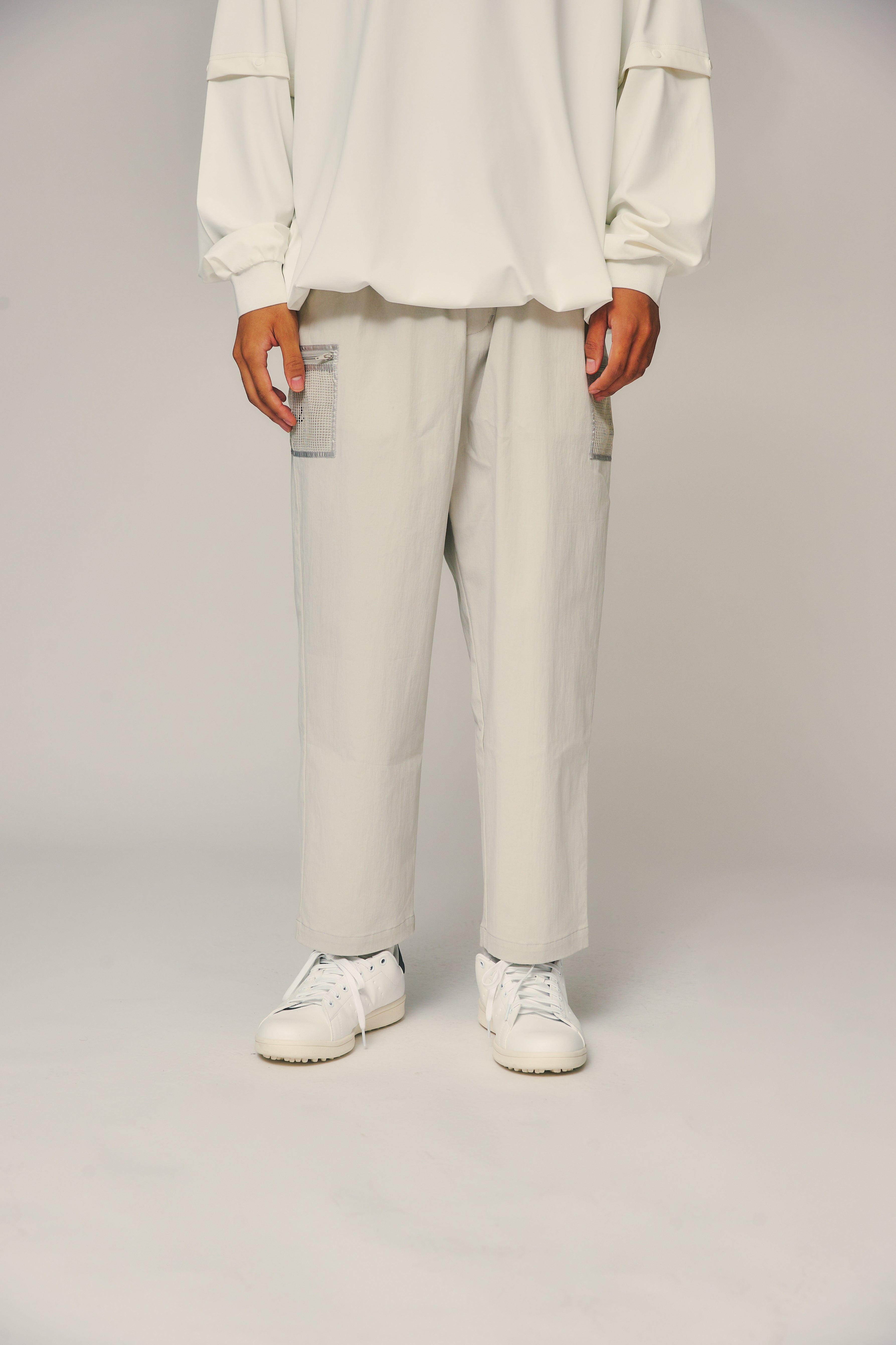新品未使用　OHGA FRILL PANTS ホワイト Mサイズ FRILL PANTS | OHGA