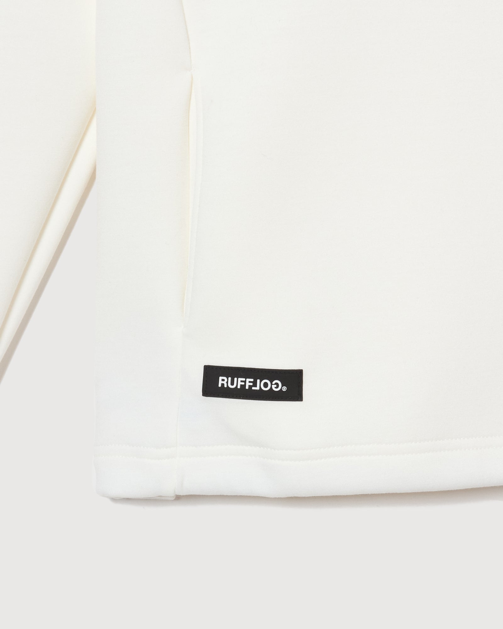 L/S BACK LOGO MOCK NECK WHITE – RUFFLOG
