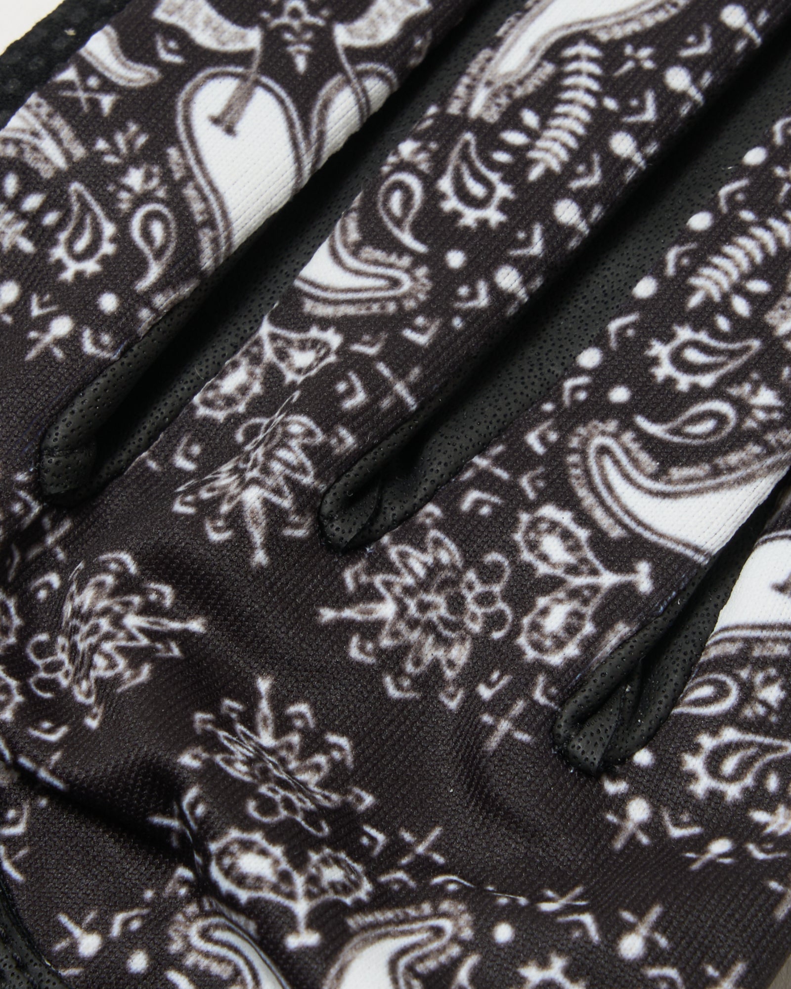 RUFFLOG PAISLEY GLOVE BLACK