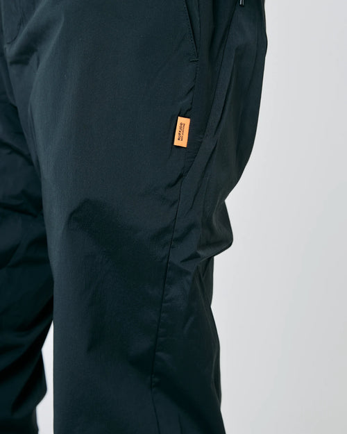 FLEECE LINING SIDE LOGO SLIM PANTS