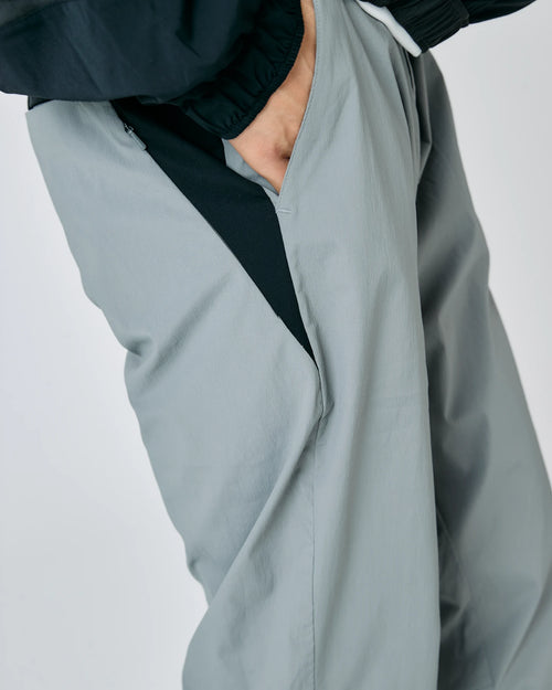 FLEECE LINING SIDE LOGO SLIM PANTS