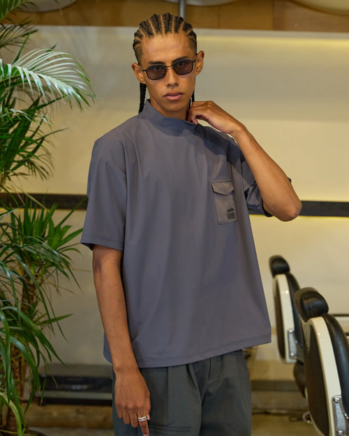 EMBROIDERED POCKET MOCKNECK 26SS-5
