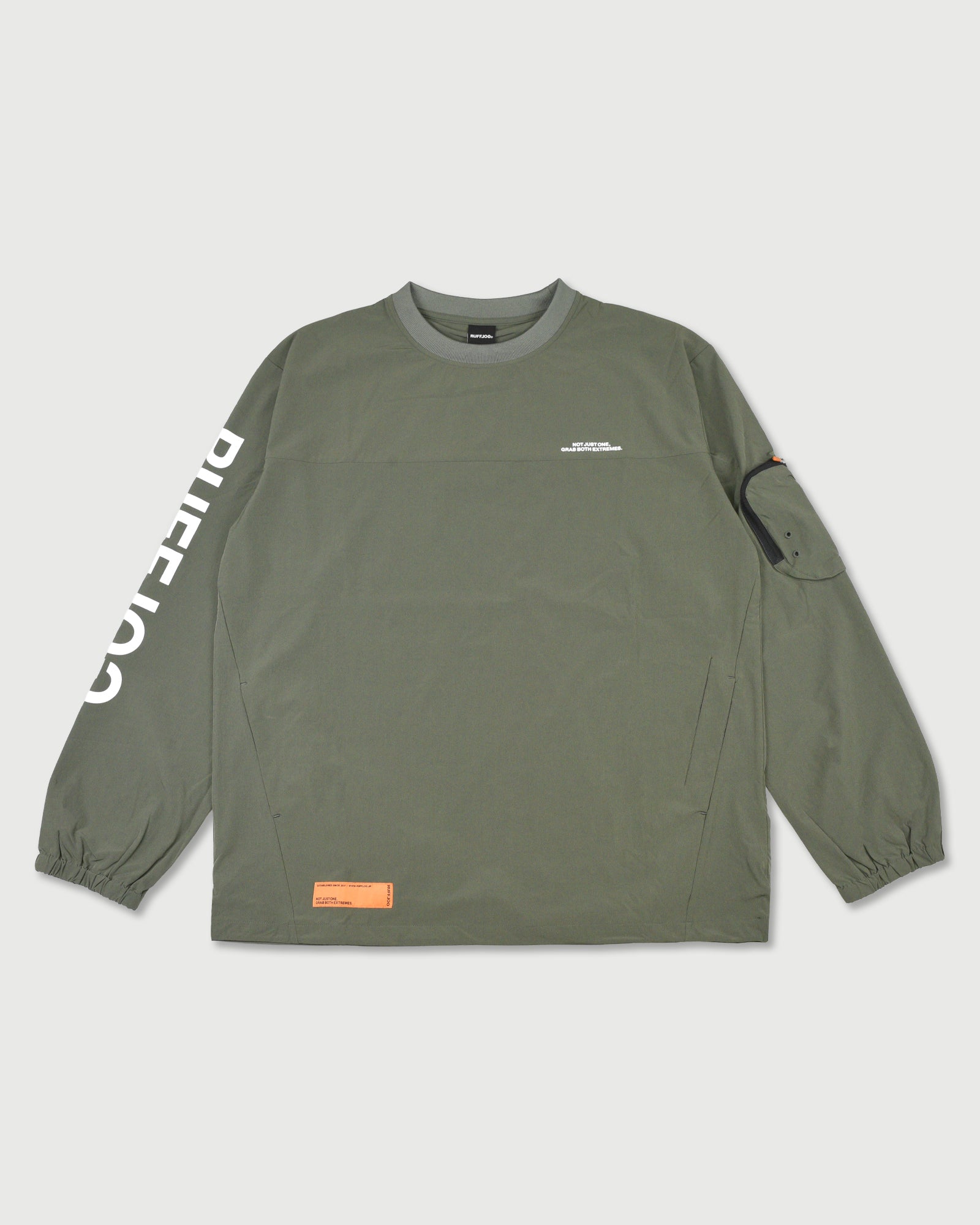 EPISTROPH×RUFFLOGセットアップ 上L下M Rufflog Tokyo - Rufflog Tokyo added a new photo.