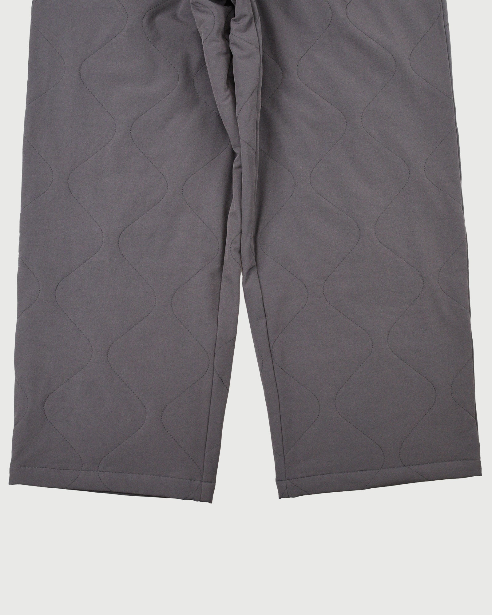 WAVE QUILT INSULATED PANTS｜若年層向けゴルフアパレル セレクト