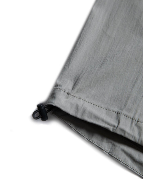 Stretch Nylon Fill-in Logo Anorak Gray Beige