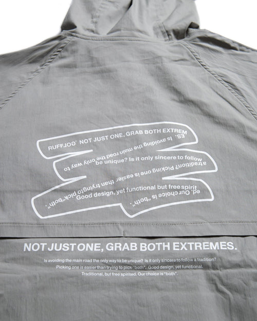 Stretch Nylon Fill-in Logo Anorak Gray Beige