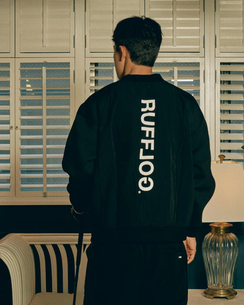 QUILT MOCK NECK PULLOVER