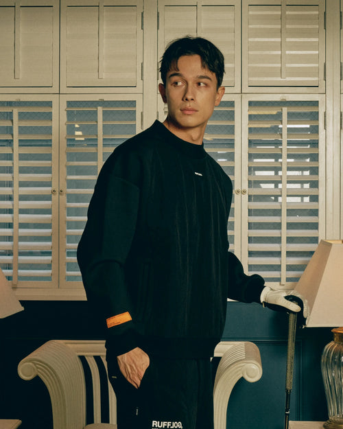 QUILT MOCK NECK PULLOVER