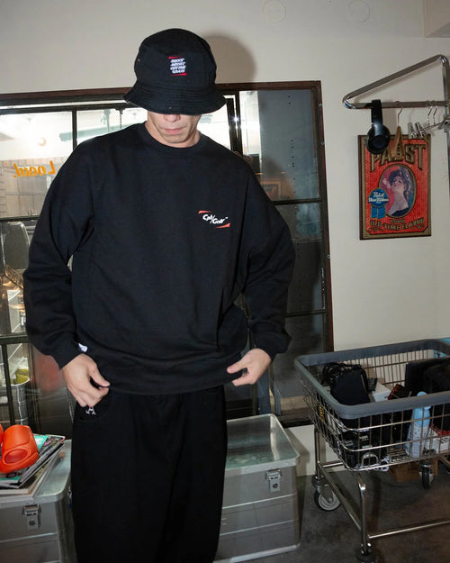 #SHOOT ME OUT PULLOVER BLACK