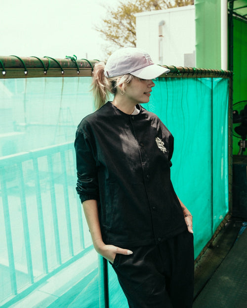 #OVERLAP LOGO NO COLLAR JACKET WM BLACK