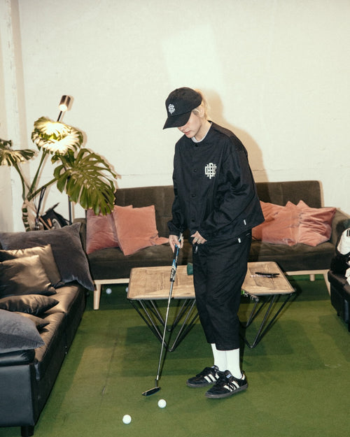 #OVERLAP LOGO NO COLLAR JACKET WM BLACK