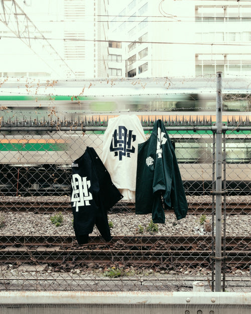 #OVERLAP LOGO NO COLLAR JACKET WM GREEN