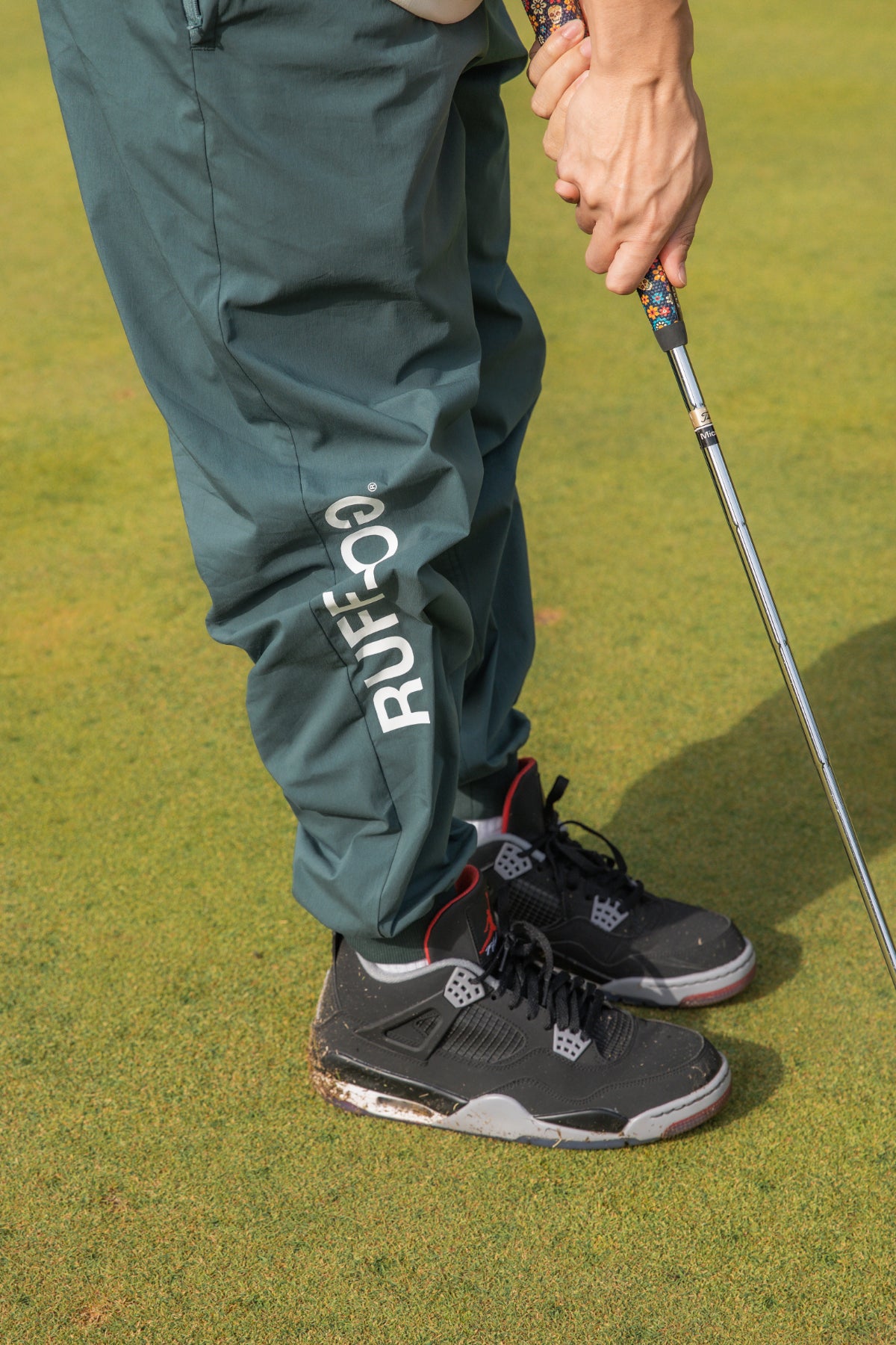 フォロー割引ありRUFFLOG R ラフロッグ　メンズ　ストレッチジョガーパンツ RUFFLOG NYLON STRECH JOGGER GREEN