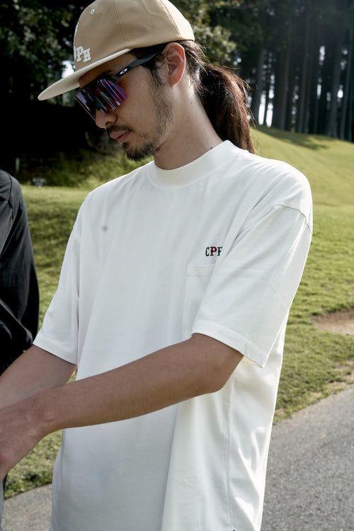 FRONT POCKET CLASSIC COTTON HALF MOCK NECK TEE