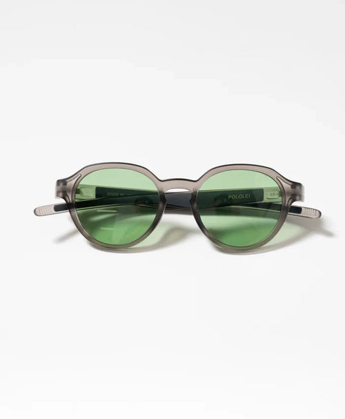 Matte Grey with Polarised Photochromic Green lenses