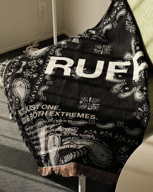 PAISLEY BLANKET BLACK