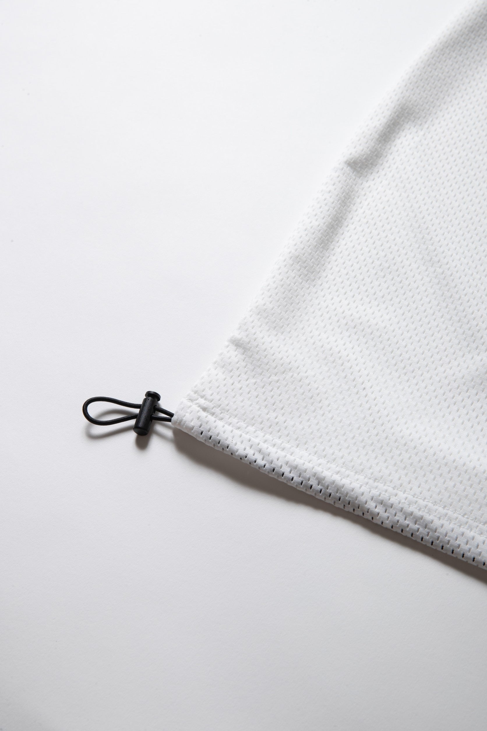 MESH SPONSORED MOCK TEE WHITE – RUFFLOG