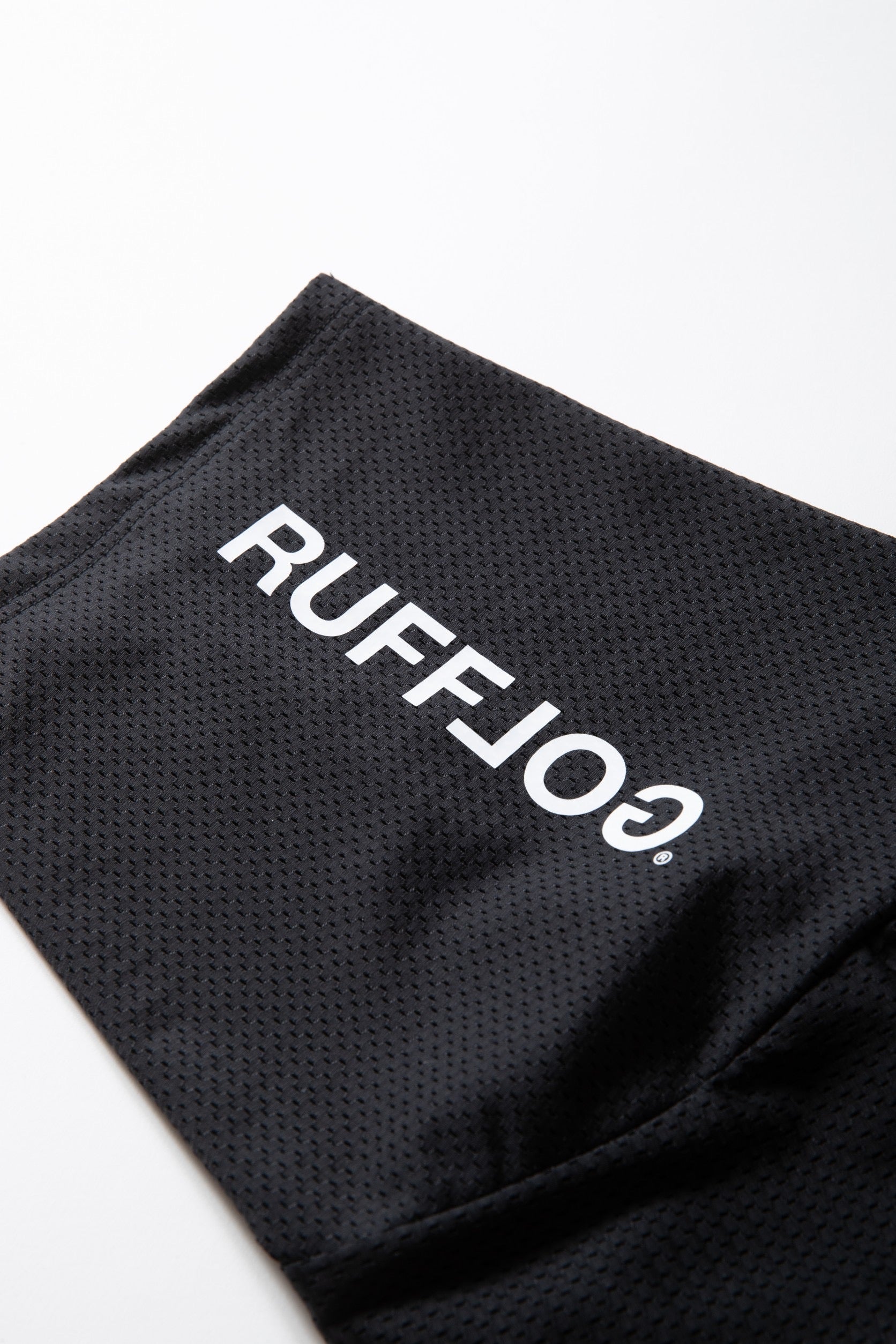 MESH SPONSORED MOCK TEE BLACK – RUFFLOG