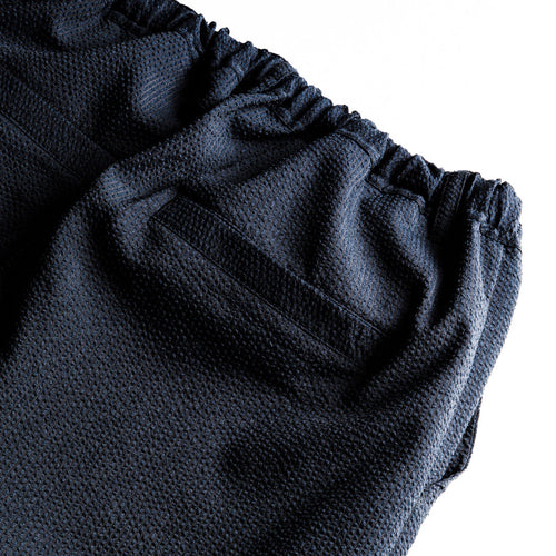 Seersucker Ankle-cut Easy PANTS | Black