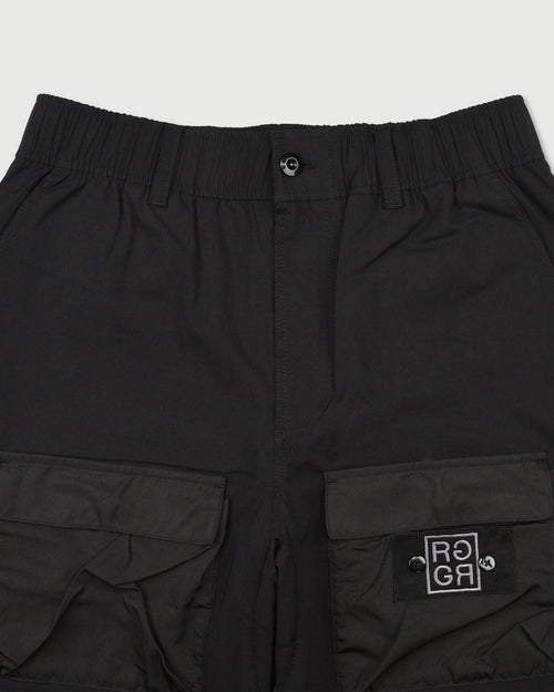 OUT POCKET STRETCH SHORTS