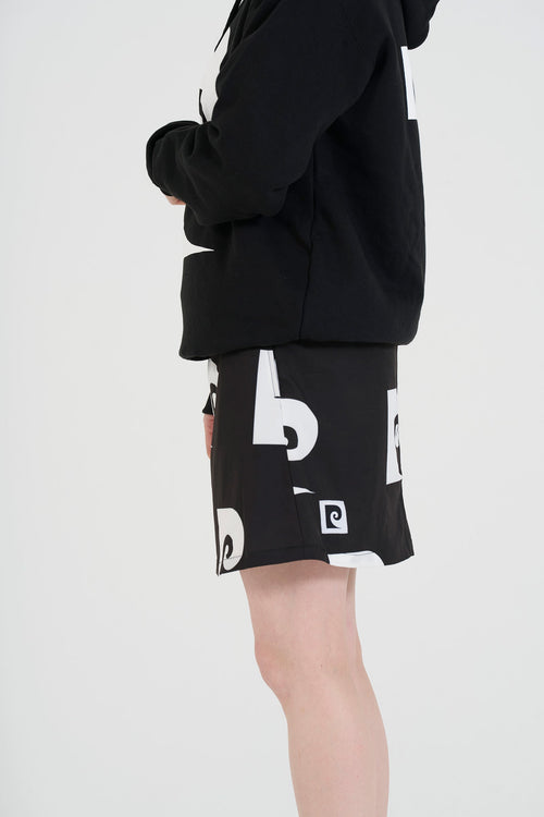 pierre cardin golf P logo skirt