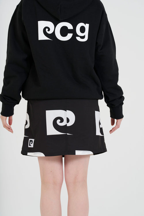 pierre cardin golf P logo skirt