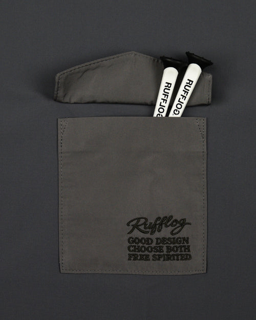 EMBROIDERED POCKET MOCKNECK 26SS-5